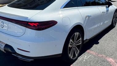 mercedes-eqs-sedan