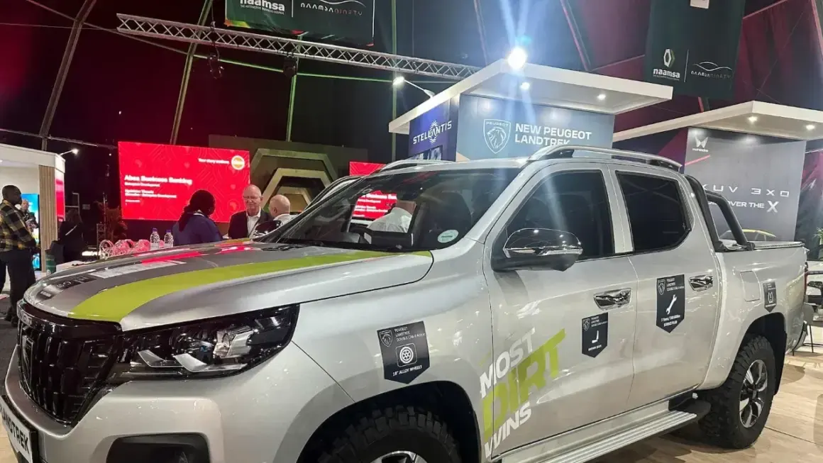 peugeot landtrek, Stellantis Coega