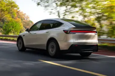 tesla Model YL