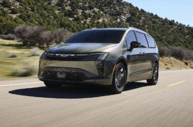 2027 Chrysler Pacifica