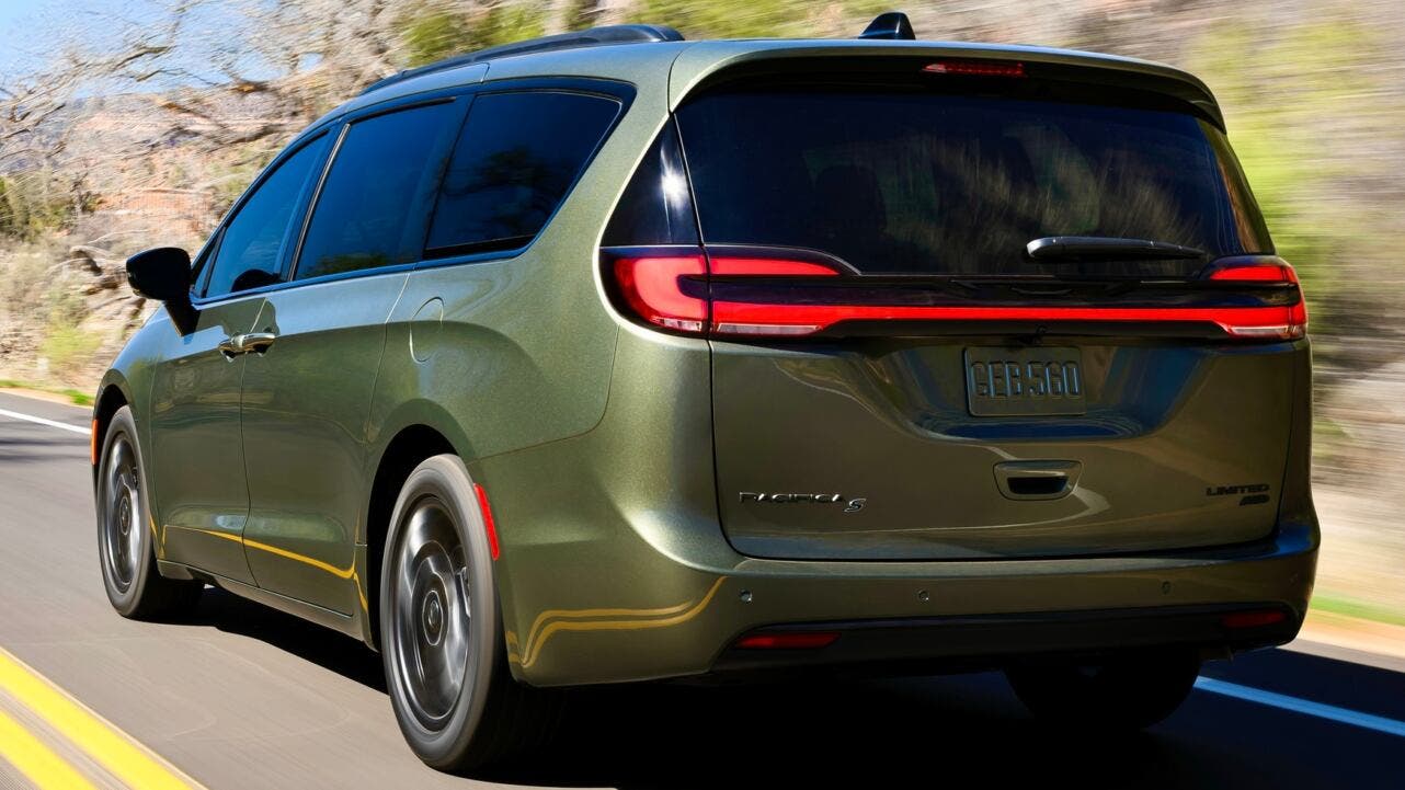 2027 Chrysler Pacifica