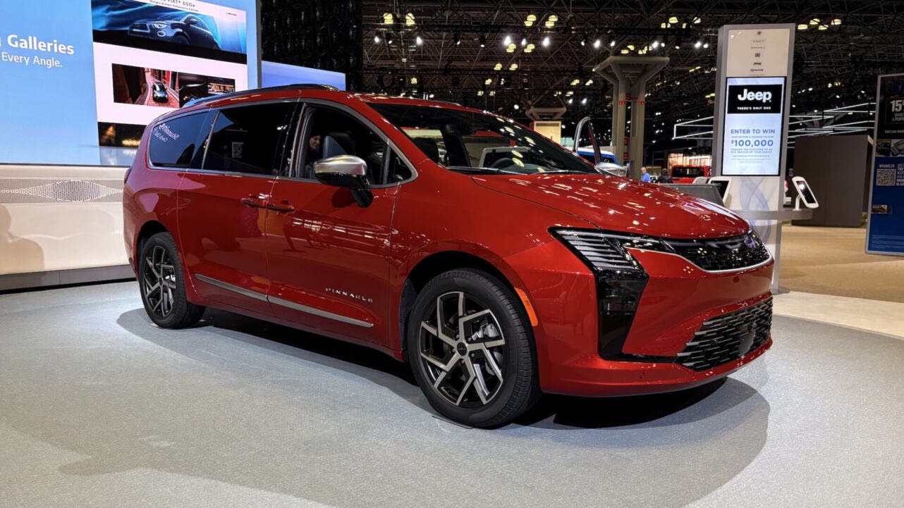 chrysler pacifica 2027