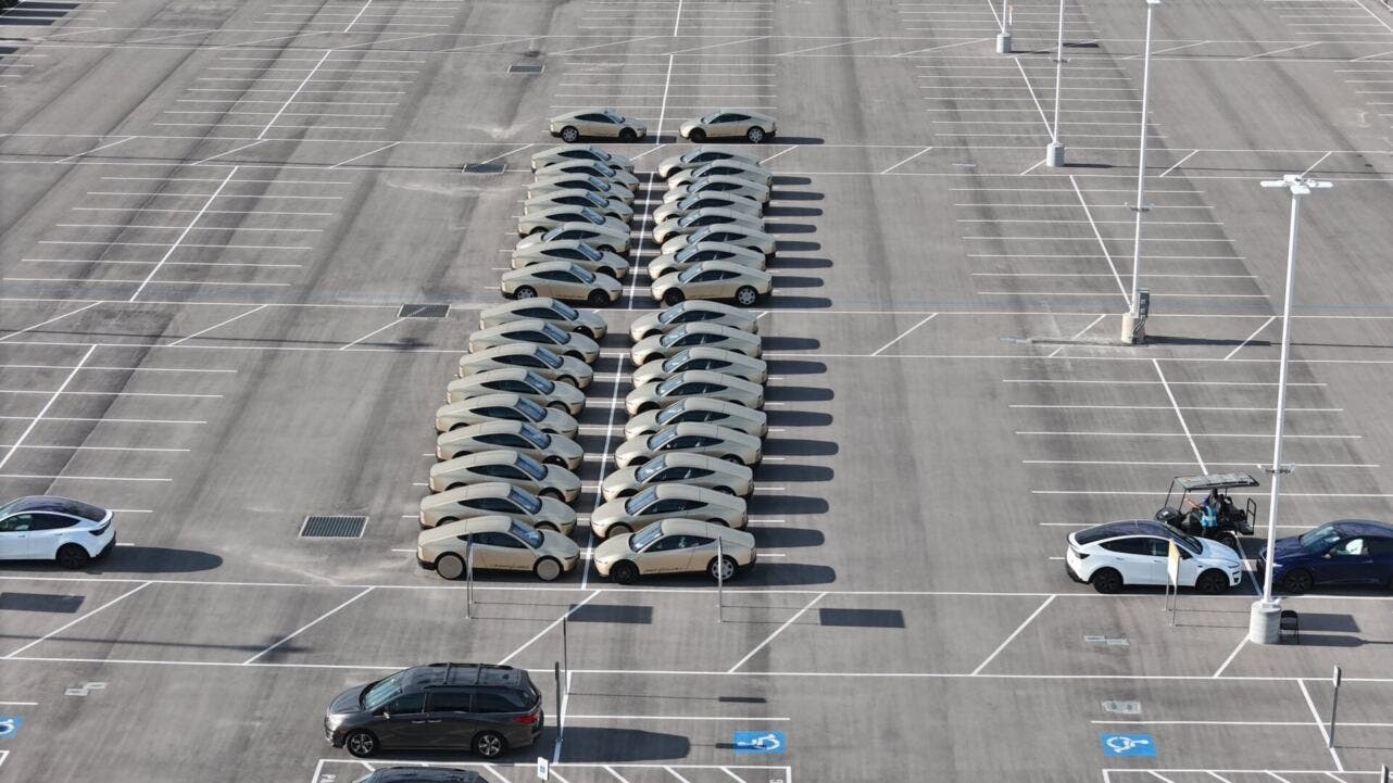 Tesla Cybercab Giga Texas