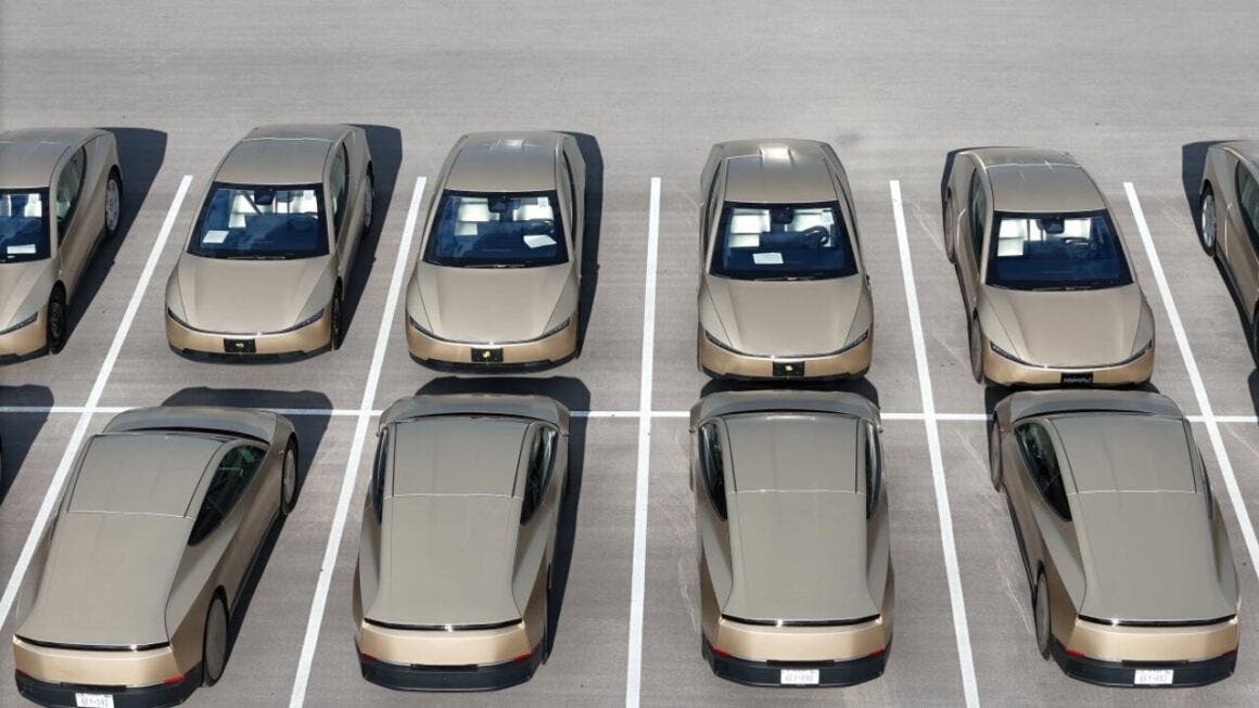 Tesla Cybercab Giga Texas