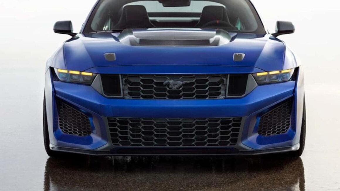 ford mustang Dark Horse SC