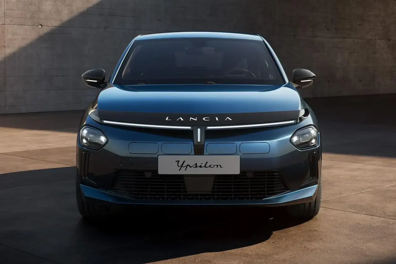 Lancia ypsilon