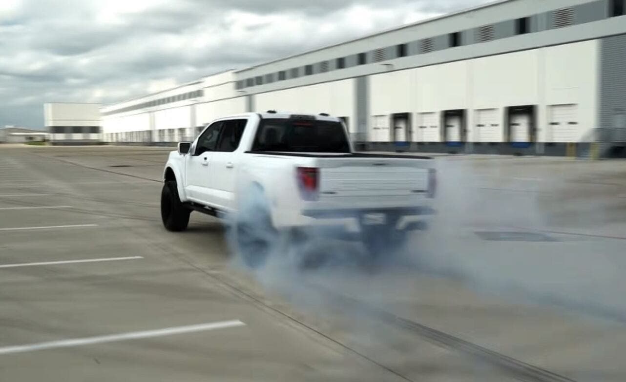 Ford F-150 Raptor R 