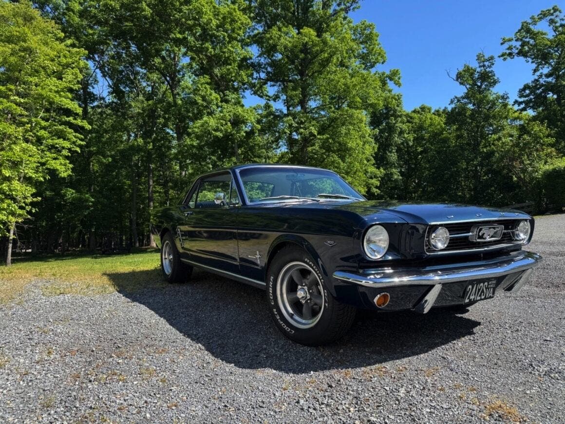 Ford Mustang 1966 restomod