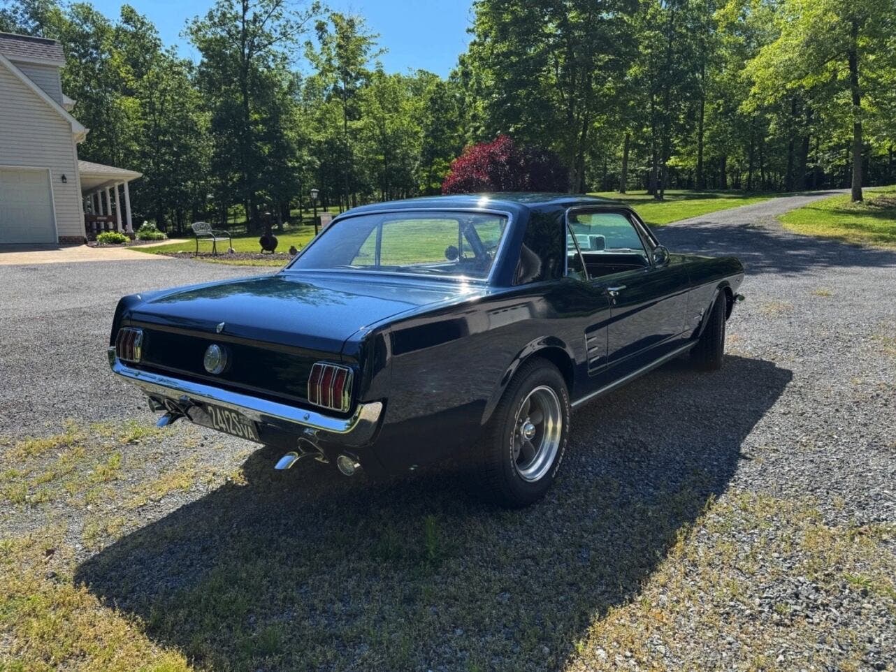 Ford Mustang 1966 restomod