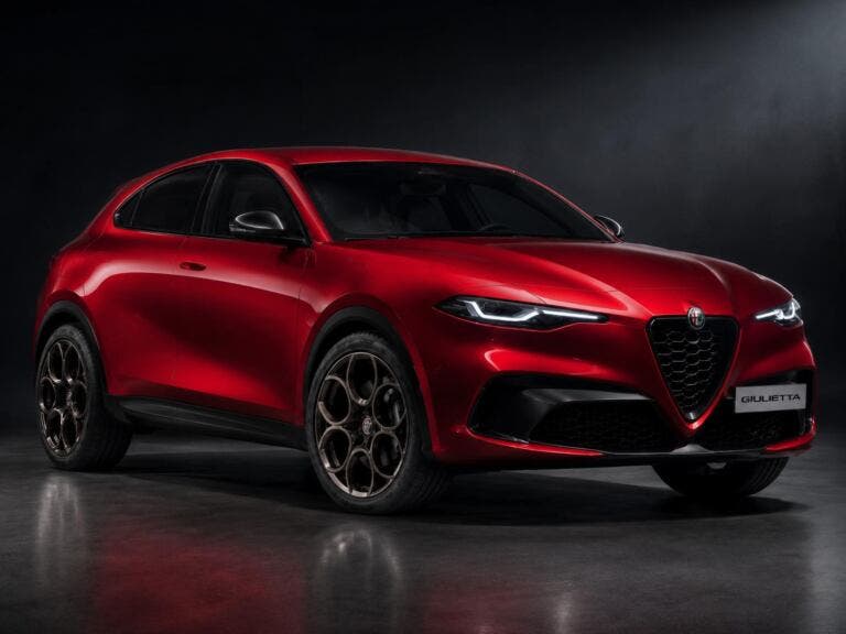 alfa romeo giulietta render