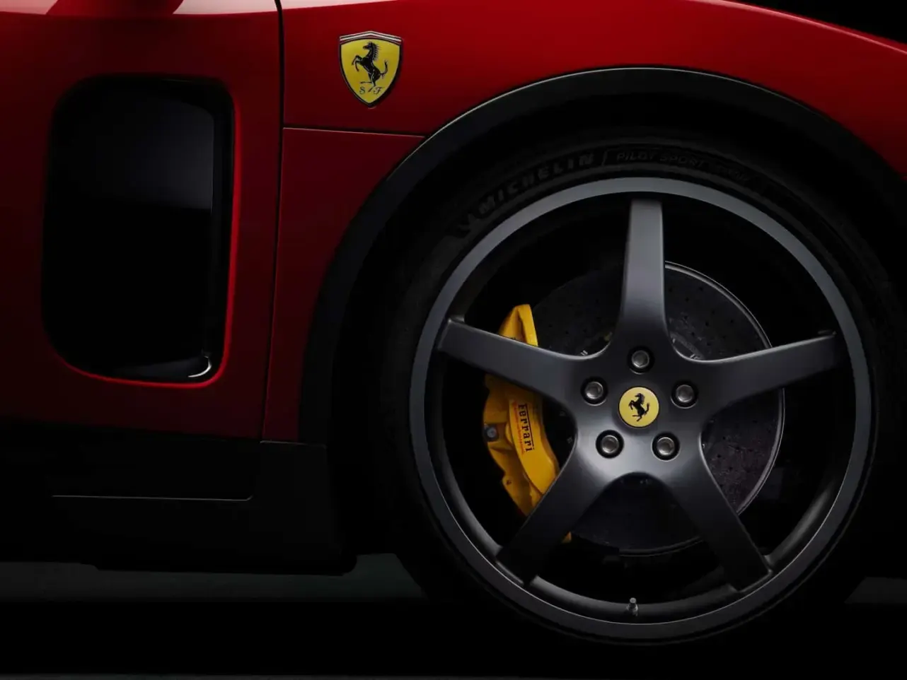 Ferrari Luce