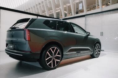 2027 volvo EX60