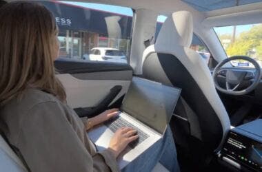 tesla robotaxi