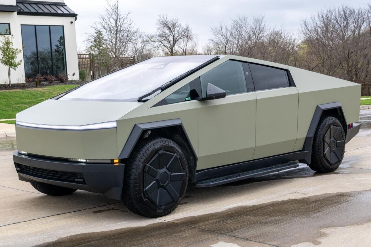 tesla cybertruck