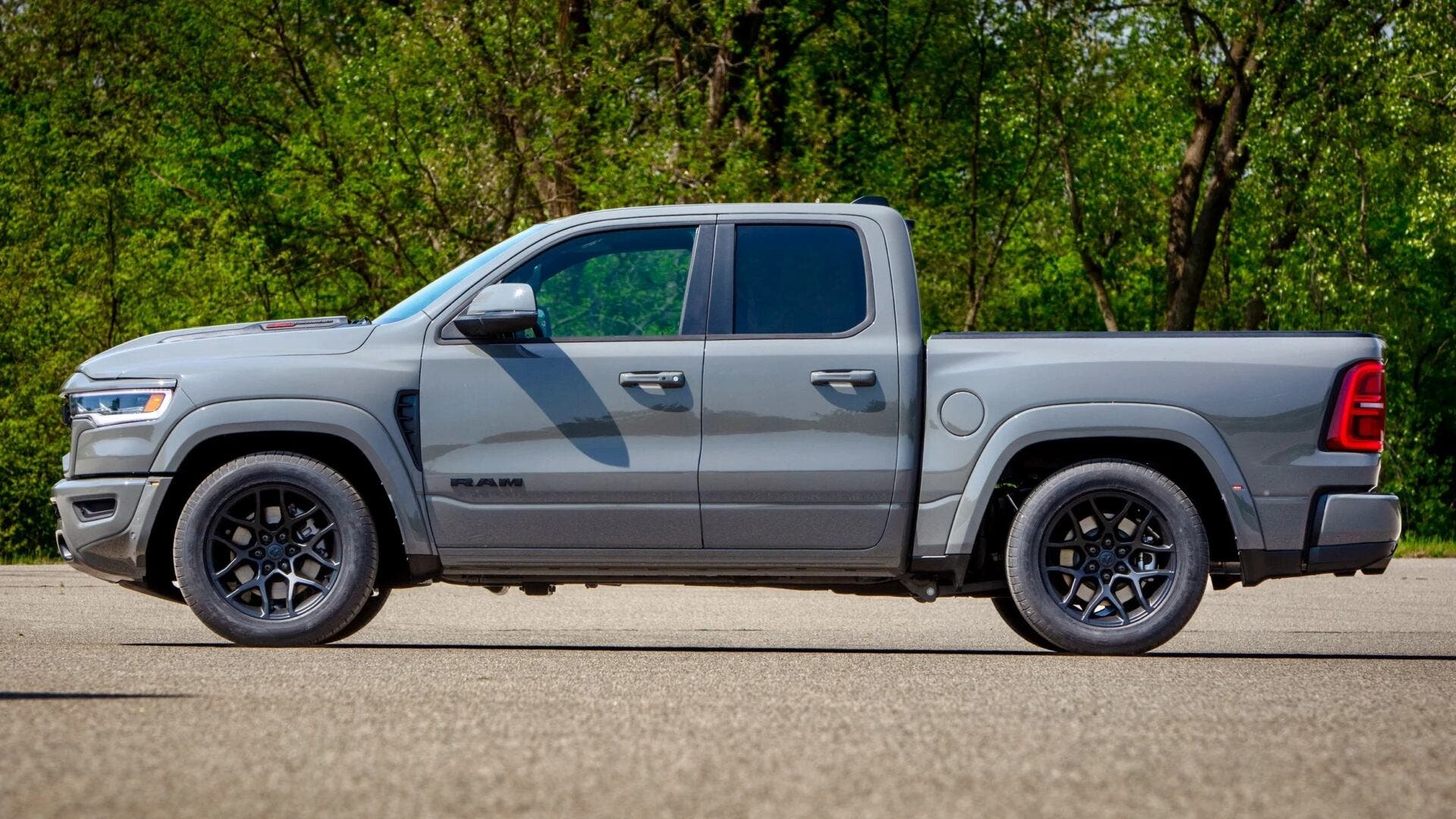 Ram 1500 Rumble Bee 5.7