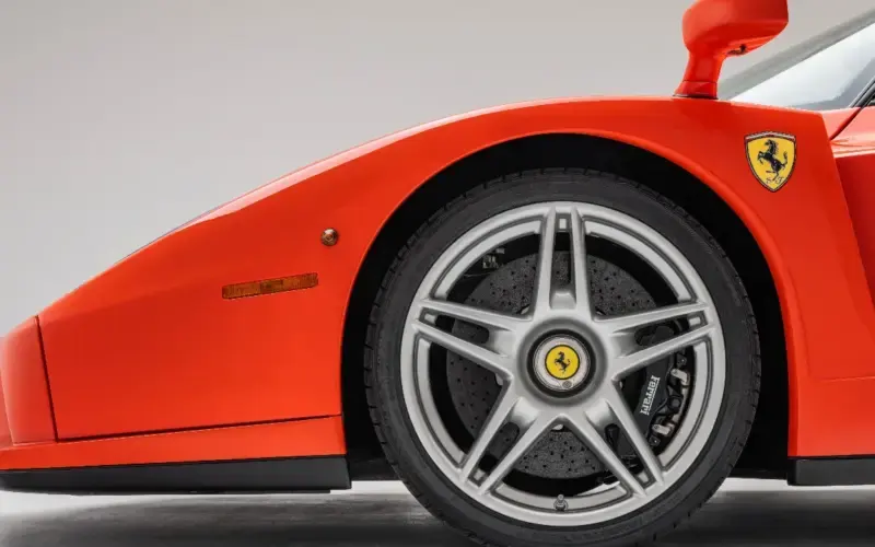 Rosso Dino Ferrari Enzo
