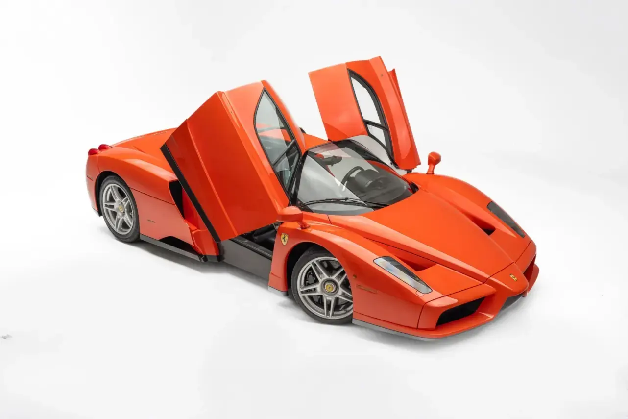 Rosso Dino Ferrari Enzo