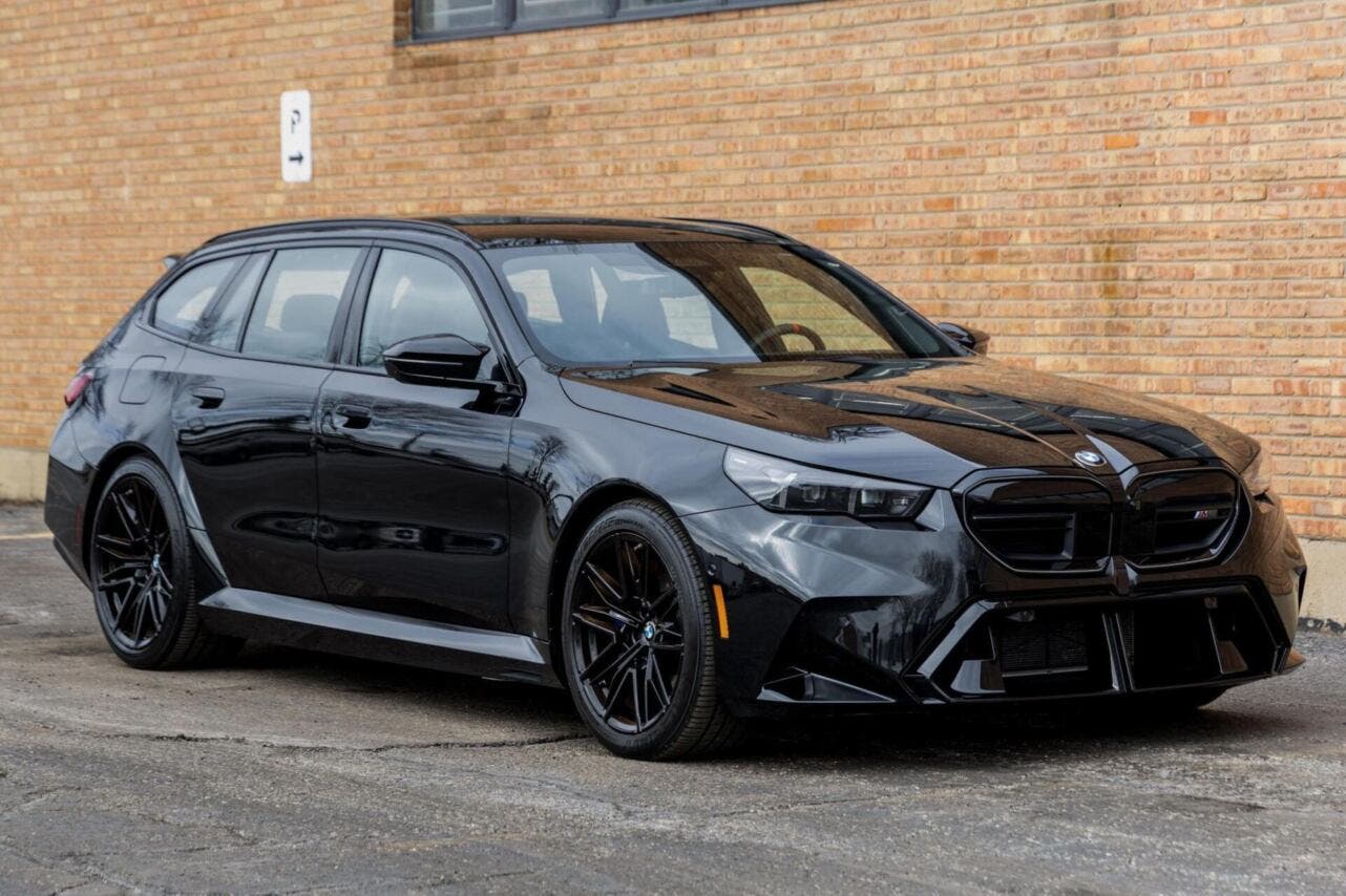 bmw m5 touring 2026
