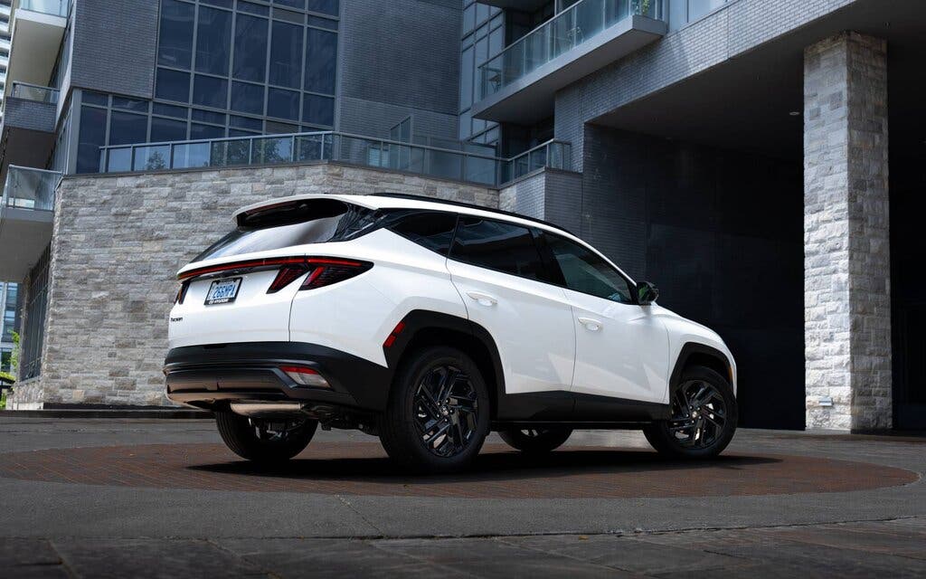 hyundai tucson night edition