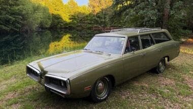 1970 Dodge Coronet 440 station wagon