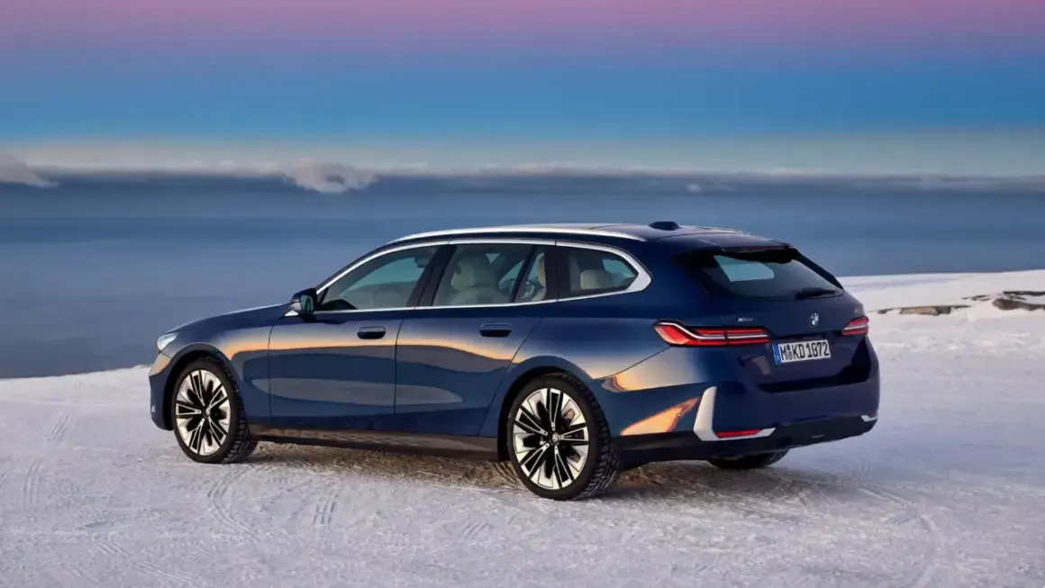 bmw 5 series touring 2026