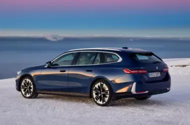 bmw 5 series touring 2026