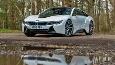 BMW i8
