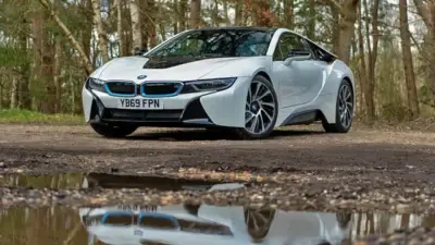 BMW i8