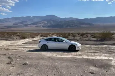 Tesla Model 3 Long Range
