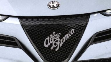 alfa romeo badge