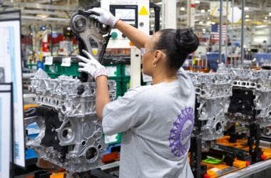 full hybrid stellantis engine