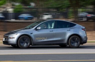 tesla robotaxi