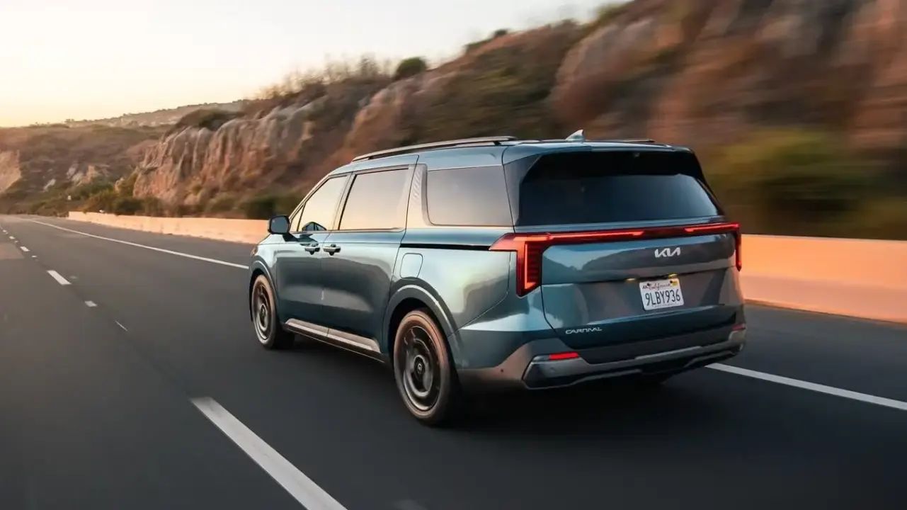 2027 Kia Carnival
