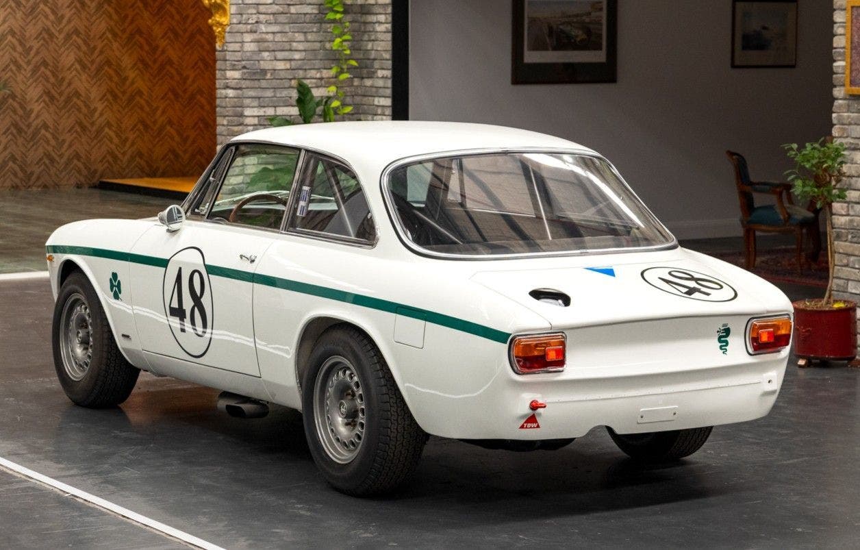 Alfa Romeo 1300 GTA Junior Corsa Coupé