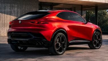 Alfa Romeo C-SUV render