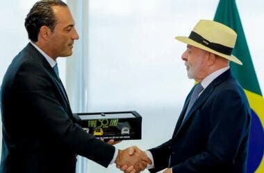 Antonio Filosa and Luiz Inácio Lula da Silva