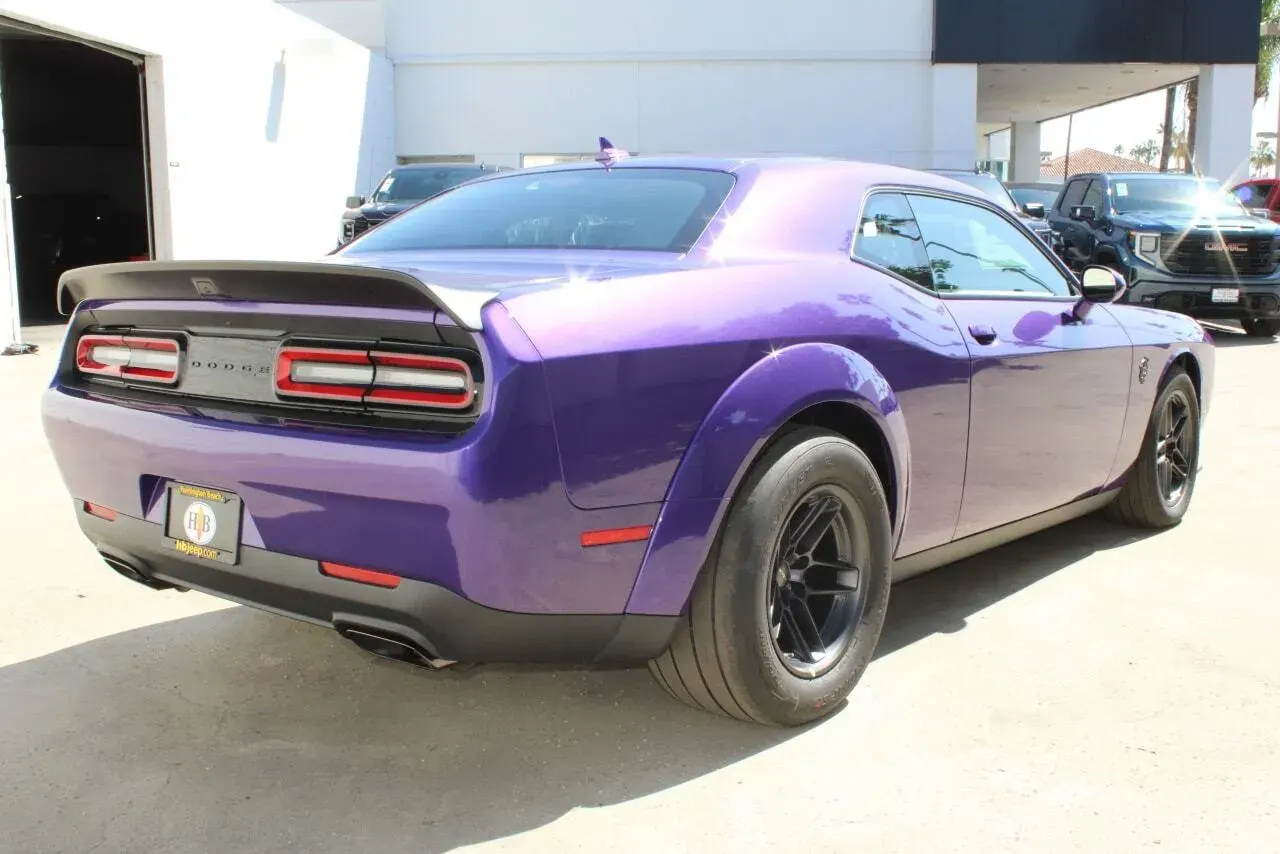 Dodge-challenger srt Demon