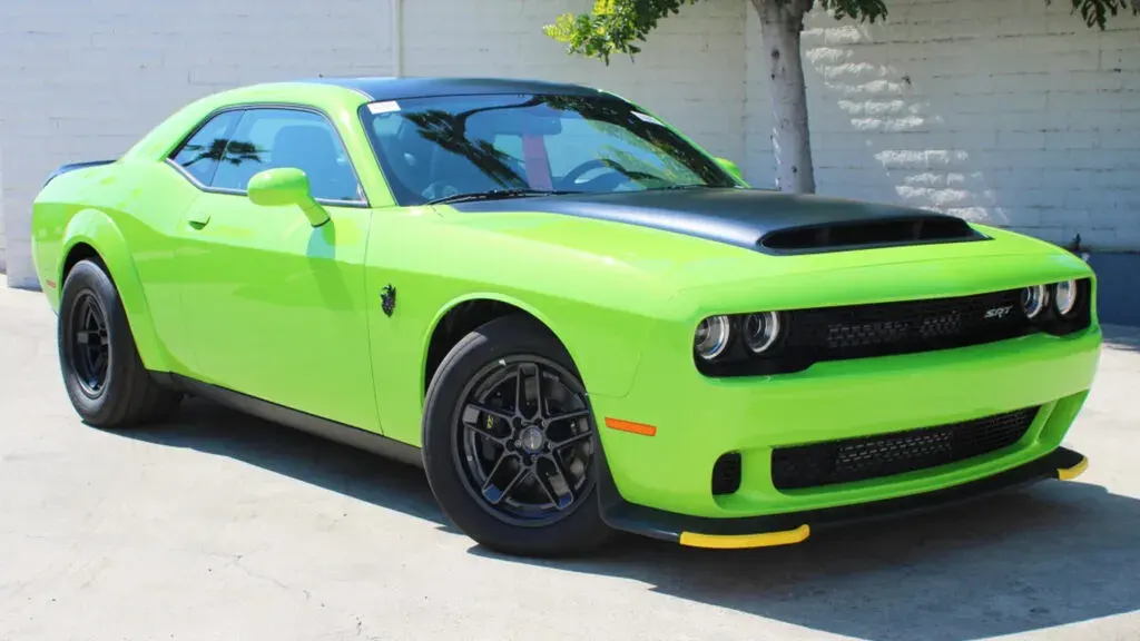Dodge-challenger srt Demon