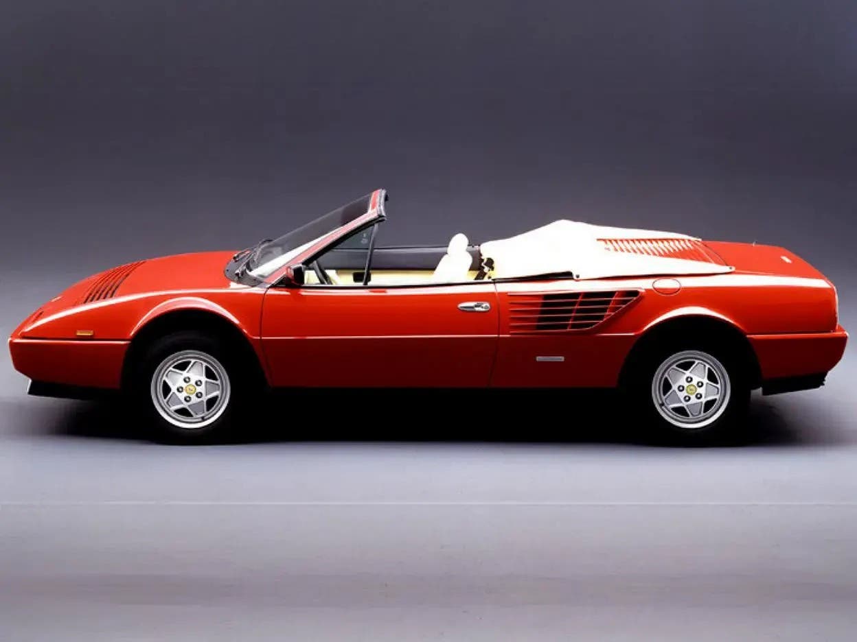 Ferrari Mondial Cabriolet