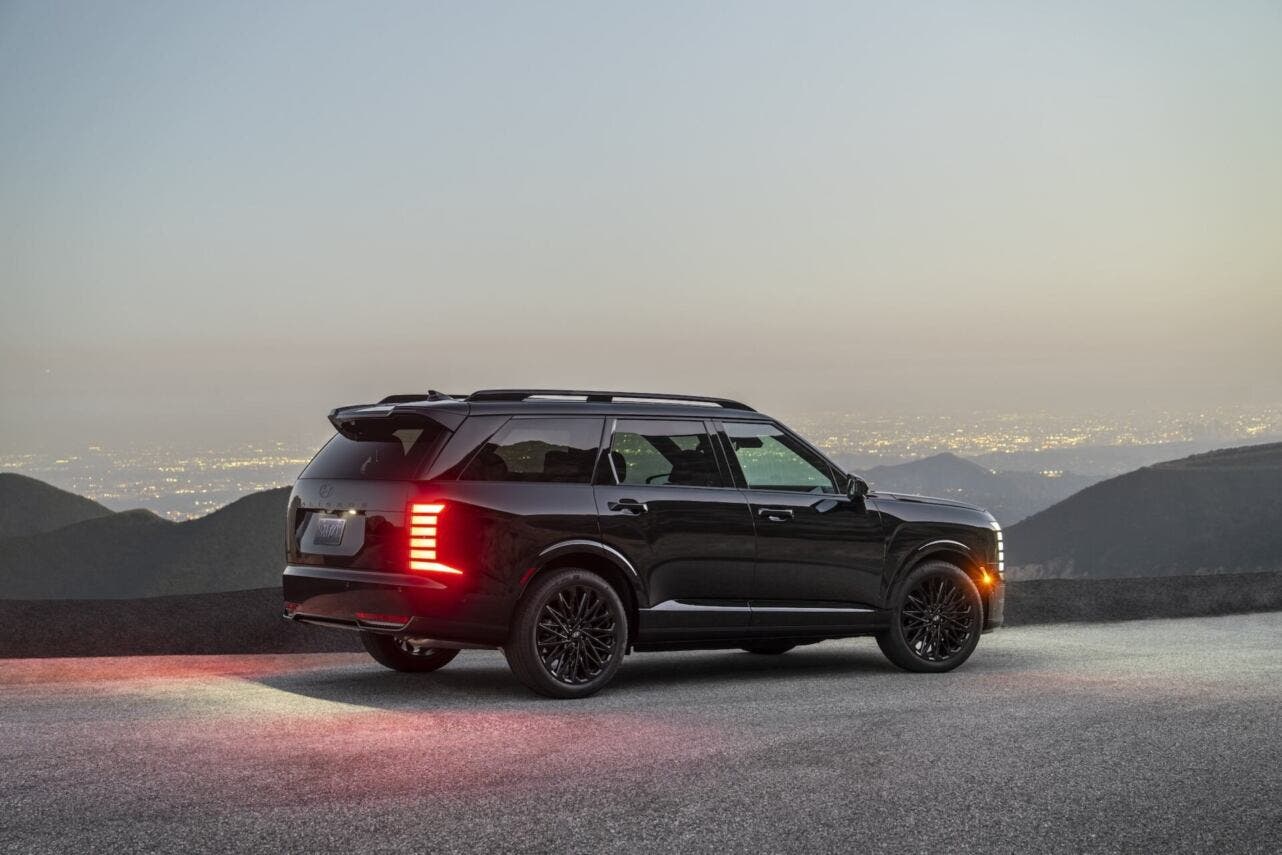 Hyundai Palisade Hybrid Calligraphy Black Ink Edition