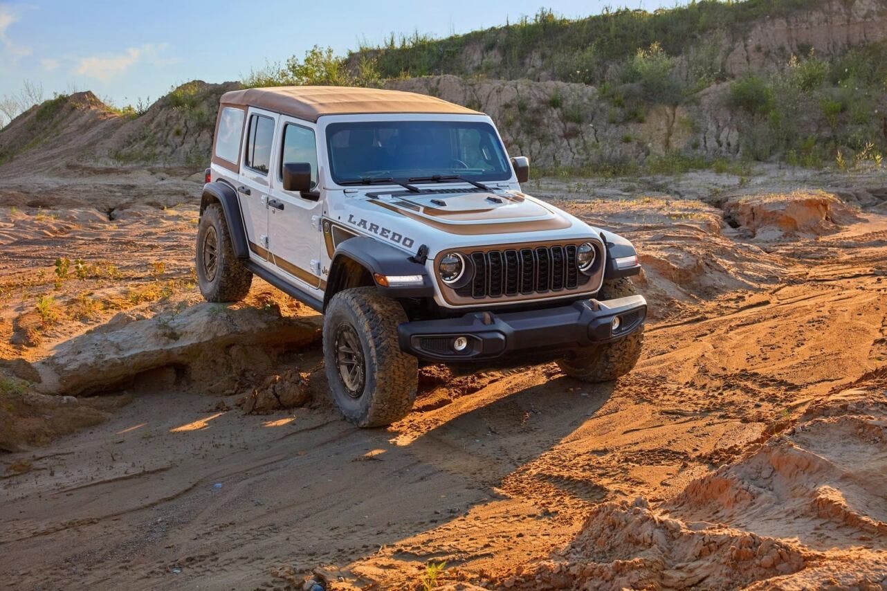 Jeep Wrangler Laredo