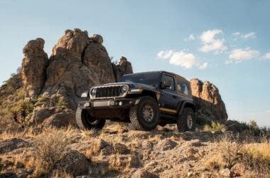 Jeep Wrangler Laredo