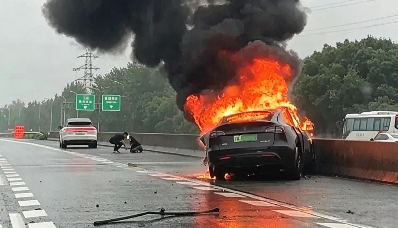 Tesla Model Y, Highway Crash
