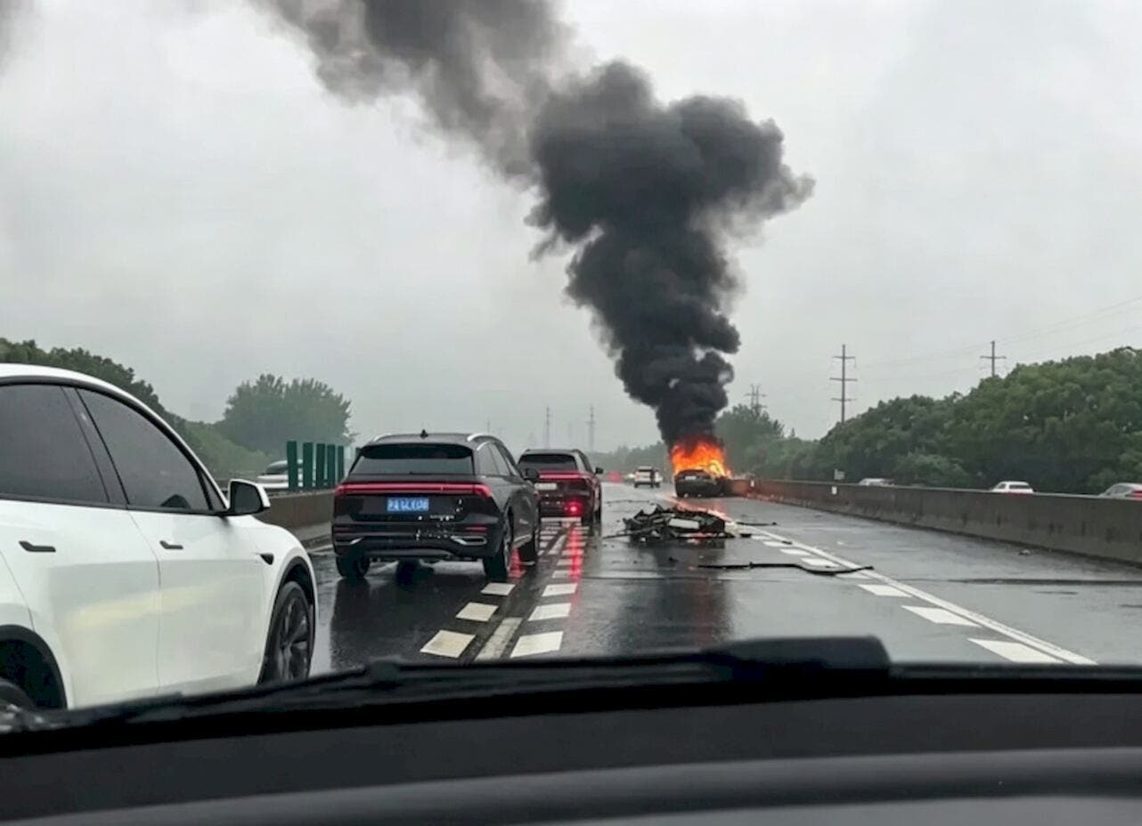 Tesla Model Y, Highway Crash
