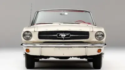 1965 Ford Mustang, disney park