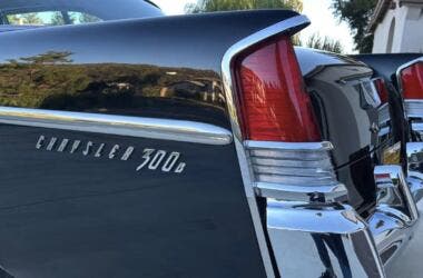 Chrysler 300B