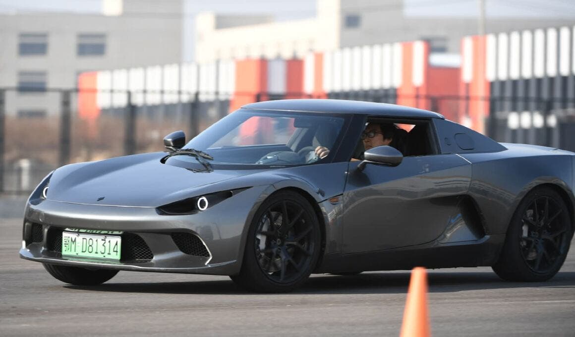 small sports car sc01 jmev