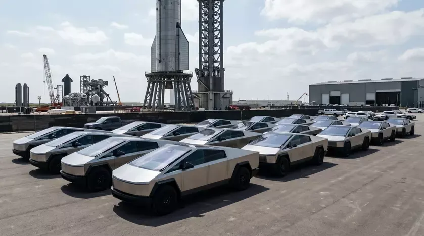 tesla cybertruck fleet