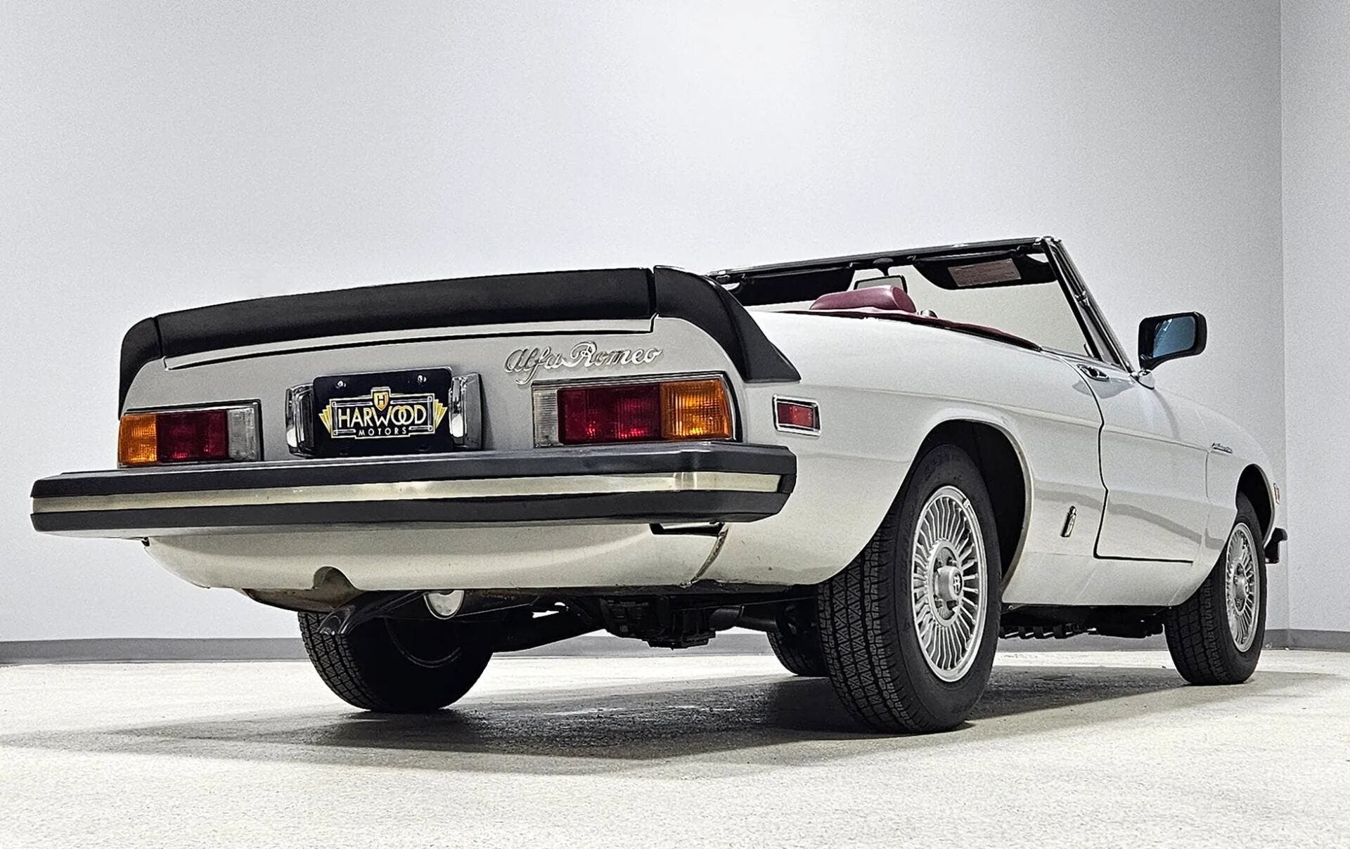 1981 Alfa Romeo 2000 Spider Veloce