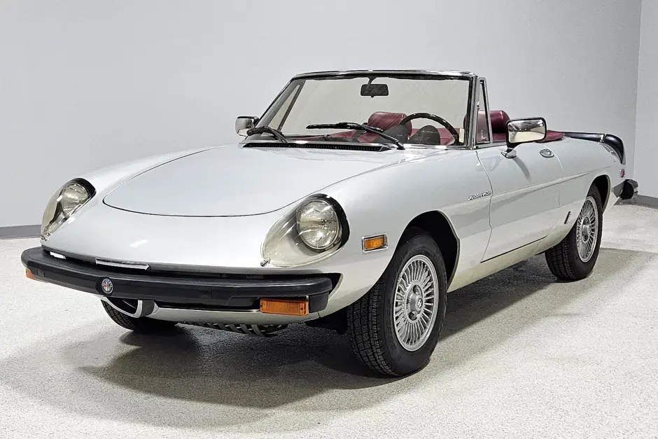 1981 Alfa Romeo 2000 Spider Veloce